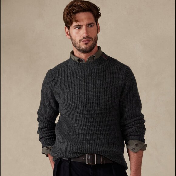Banana Republic Artie 100% Dark Gray Cashmere Sweater Size Large - Picture 1 of 10